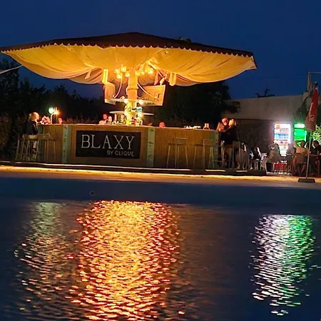 Roca Seaview Douăzeci şi Trei August