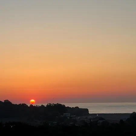 Roca Seaview Appartamento Douăzeci şi Trei August